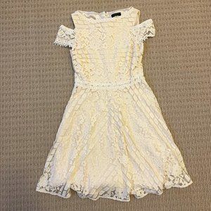 Tahari ASL Ivory Lace Dress-Size 4P